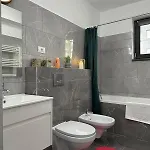 Luxury Near Coresi Mall By Glam Apartment Brasov