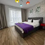 Apartment Luxury Near Coresi Mall By Glam
