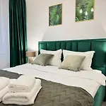 Luxury Near Coresi Mall By Glam * Brasov