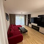 Luxury Near Coresi Mall By Glam Brasov