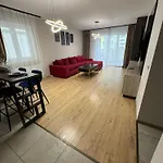 Luxury Near Coresi Mall By Glam Apartment *