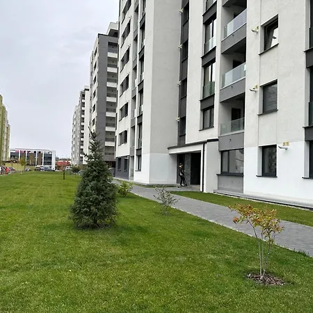 Luxury Near Coresi Mall By Glam Braşov