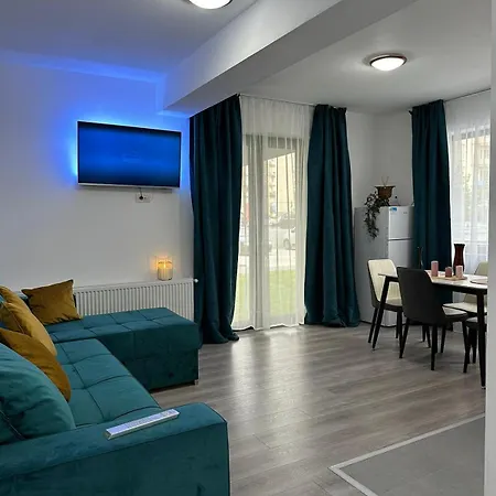 Apartment Luxury Near Coresi Mall By Glam