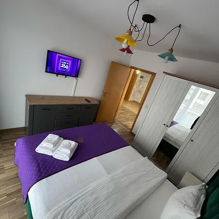 Luxury Near Coresi Mall By Glam Апартаменты Брашов