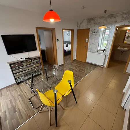 Апартаменты Luxury Near Coresi Mall By Glam Брашов