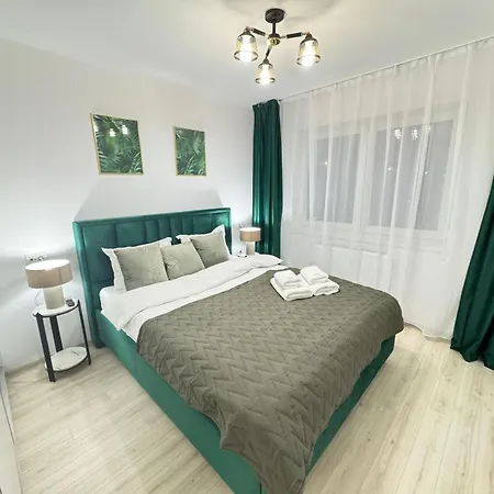 Luxury Near Coresi Mall By Glam *