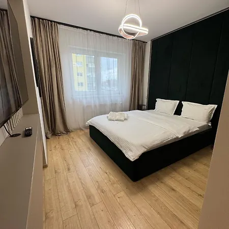 Luxury Near Coresi Mall By Glam Apartment *