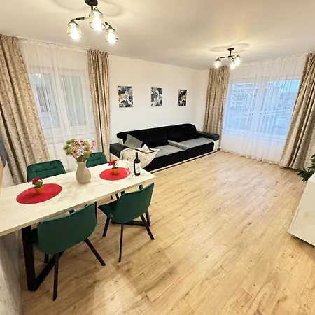 Luxury Near Coresi Mall By Glam *