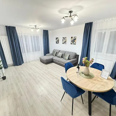 Luxury Near Coresi Mall By Glam - Parking Option Braşov