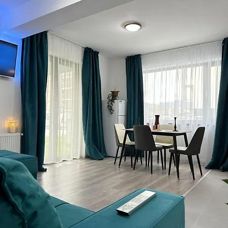 Appartement Luxury Near Coresi Mall By Glam - Parking Option