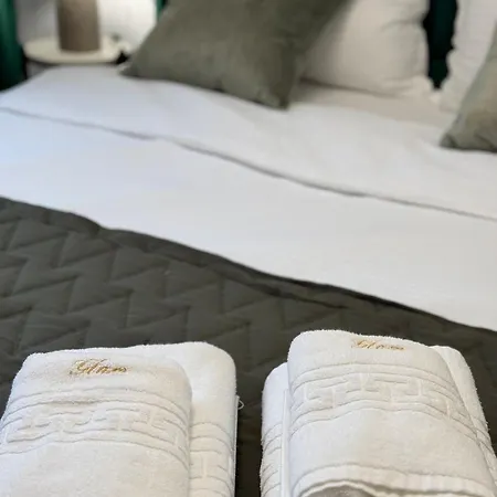 Luxury Near Coresi Mall By Glam - Parking Option * Braşov