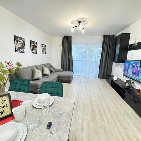 Apartman Luxury Near Coresi Mall By Glam - Parking Option
