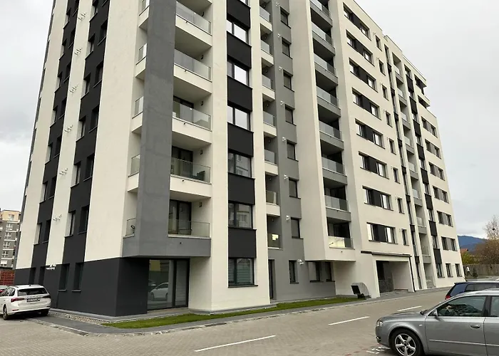 Luxury Near Coresi Mall By Glam * Braşov