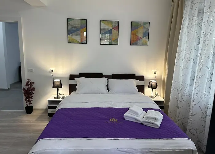 公寓 Luxury Near Coresi Mall By Glam