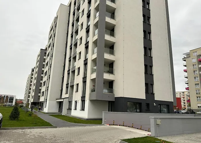 Luxury Near Coresi Mall By Glam 公寓 布拉索夫