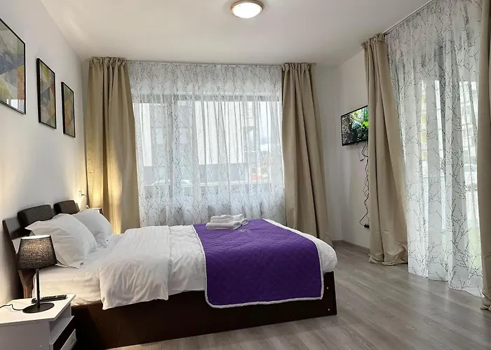 公寓 Luxury Near Coresi Mall By Glam *