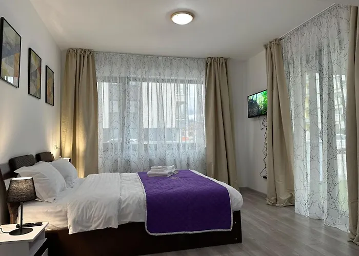 Luxury Near Coresi Mall By Glam *