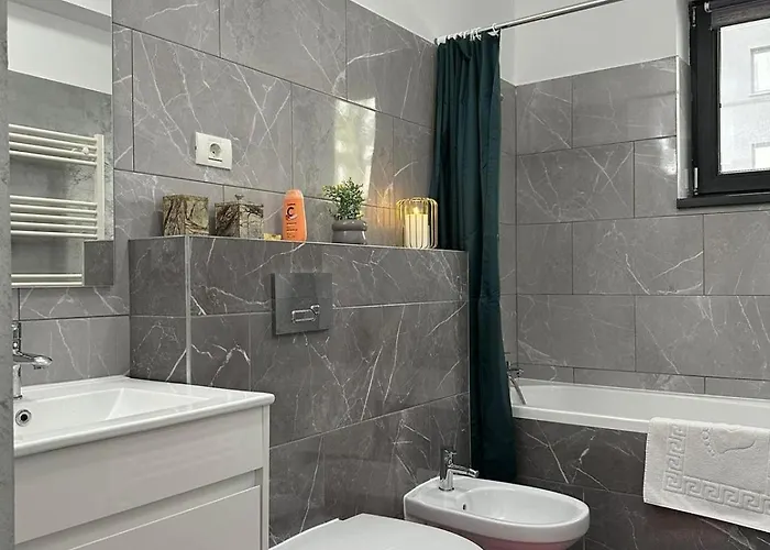 Luxury Near Coresi Mall By Glam Apartamento Braşov