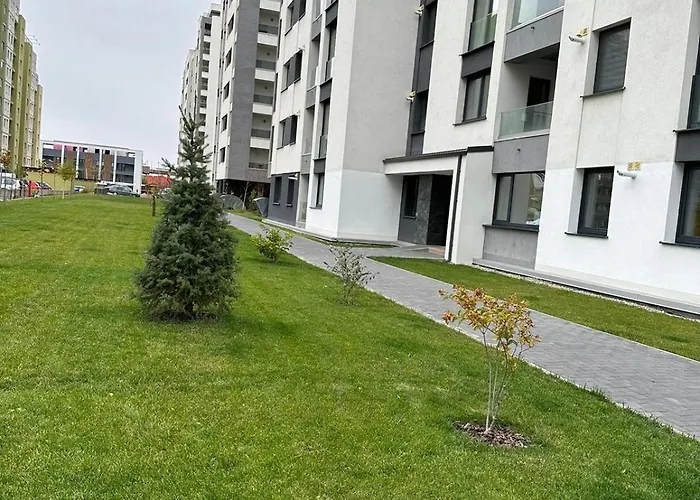 Luxury Near Coresi Mall By Glam *