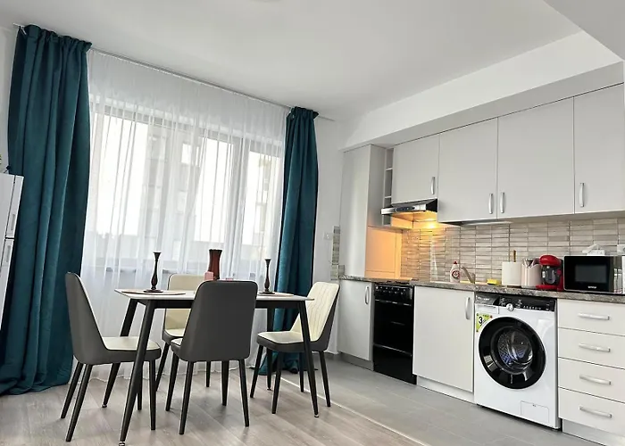 Apartamento Luxury Near Coresi Mall By Glam *