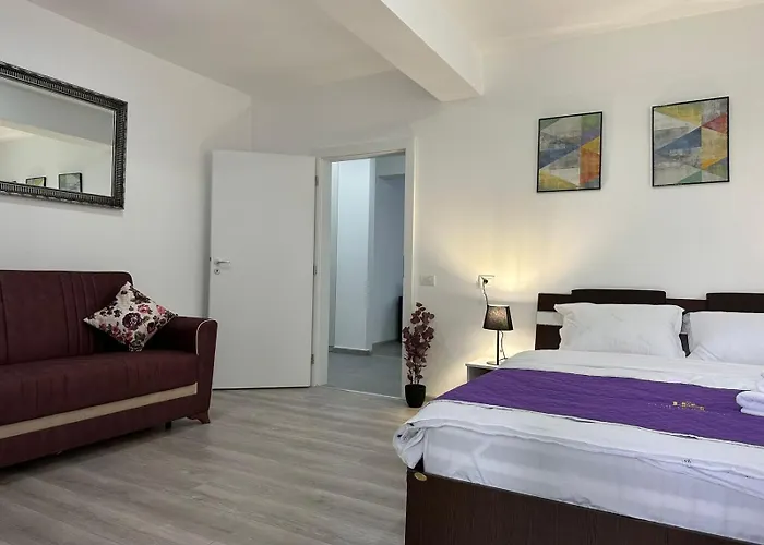 Luxury Near Coresi Mall By Glam