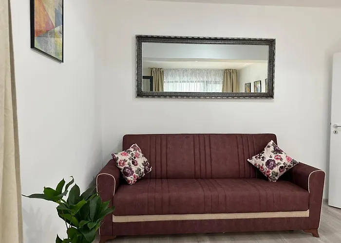 Luxury Near Coresi Mall By Glam * Braşov