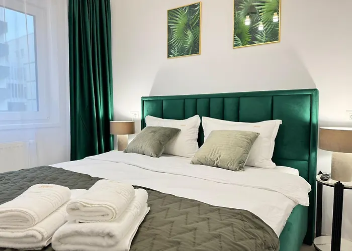 Luxury Near Coresi Mall By Glam * Braşov