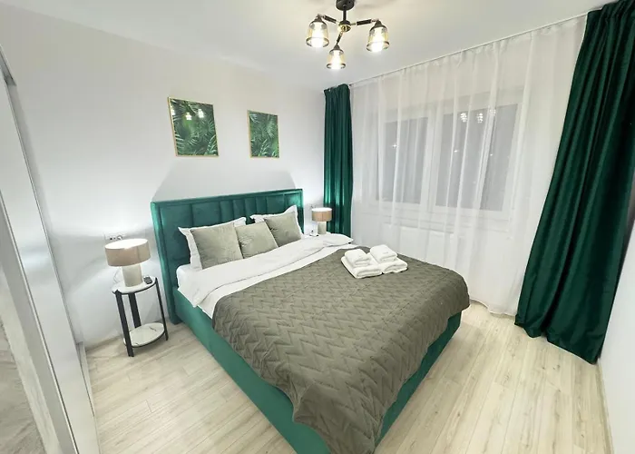 Luxury Near Coresi Mall By Glam *