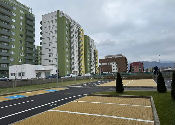 Apartamento Luxury Near Coresi Mall By Glam *