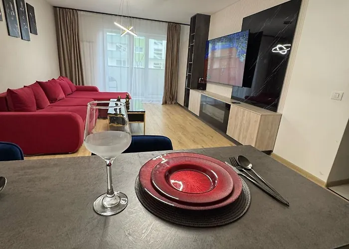 Luxury Near Coresi Mall By Glam Braşov